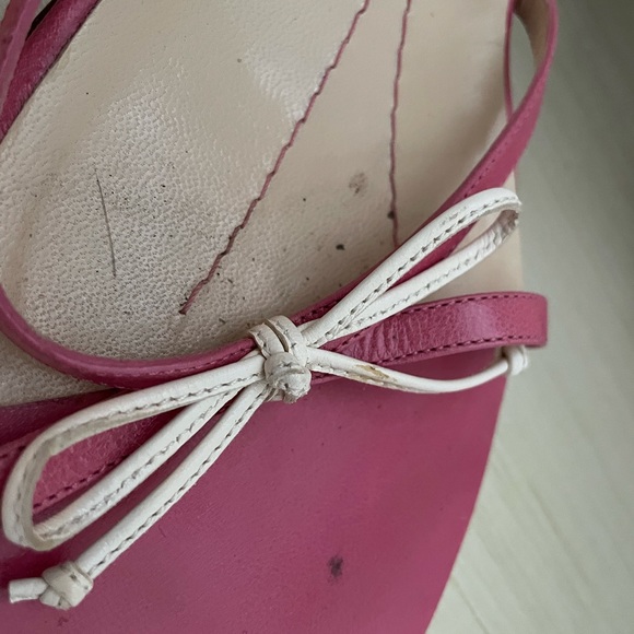 Kate Spade sandals with charming striped heel - Picture 3 of 4